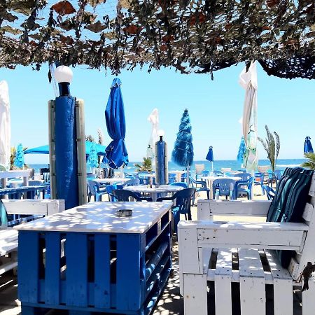 The Pervoli Studio - Pool - Close To Beach لارنكا المظهر الخارجي الصورة