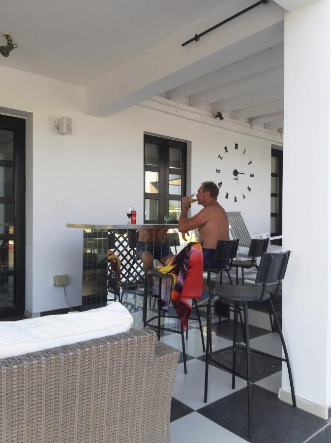 The Pervoli Studio - Pool - Close To Beach لارنكا المظهر الخارجي الصورة
